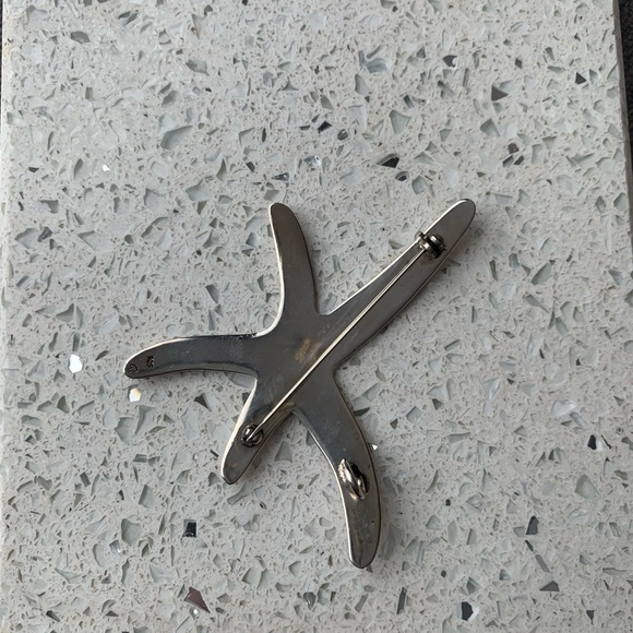 Starfish Pin - Picture 2 of 2